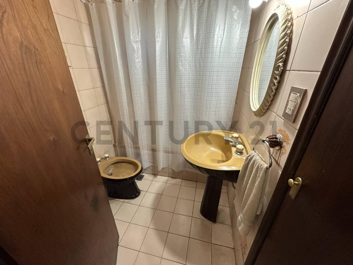 Foto de CASA 4 AMBIENTES C/PISCINA + LOCAL COMERCIAL, SOBRE AV. COLON, MAR DEL, imagen 3