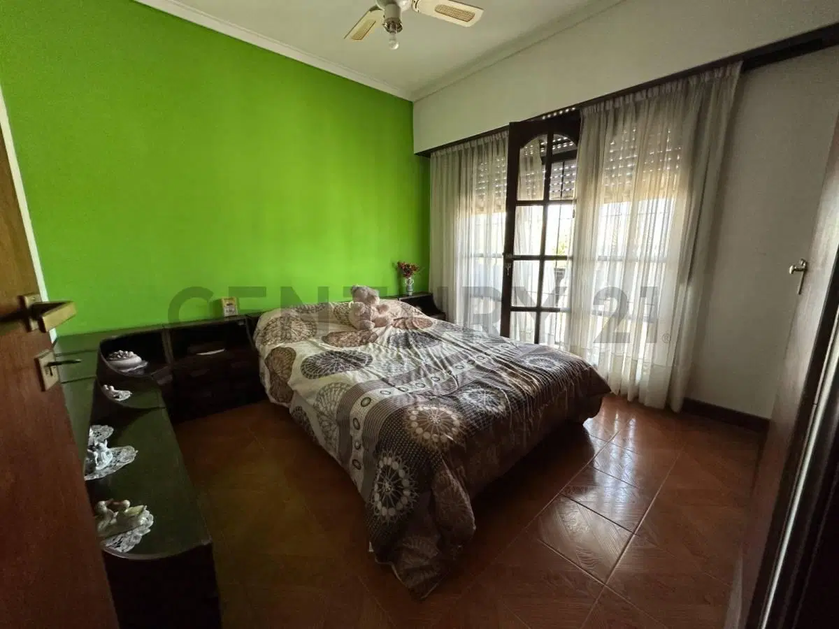 CASA 4 AMBIENTES C/PISCINA + LOCAL COMERCIAL, SOBRE AV. COLON, MAR DEL PLATA 4