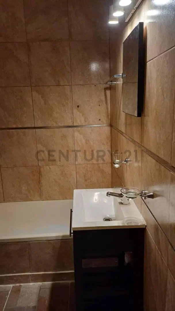 VENTA! Departamento 2 ambientes con patio 3