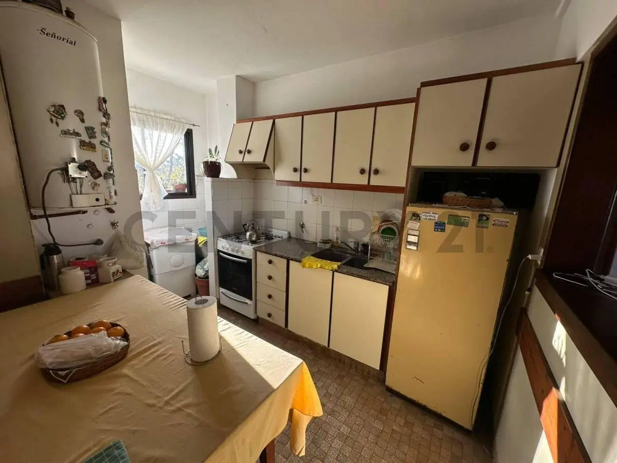 EN VENTA! Departamento 3 ambientes al frente con balcon 3