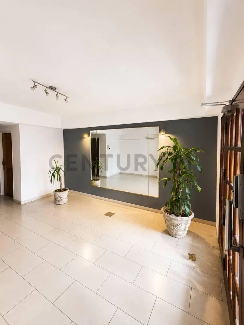 MONOAMBIENTE ZONA GUEMES EN VENTA 3