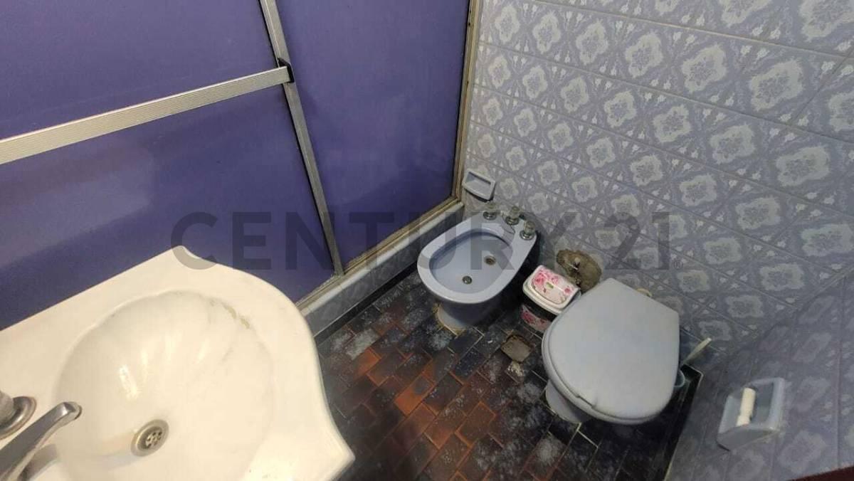 Foto de VENTA CASA CUATRO AMBIENTES A RECICLAR, VILLA PRIMERA MAR DEL PLATA, imagen 3