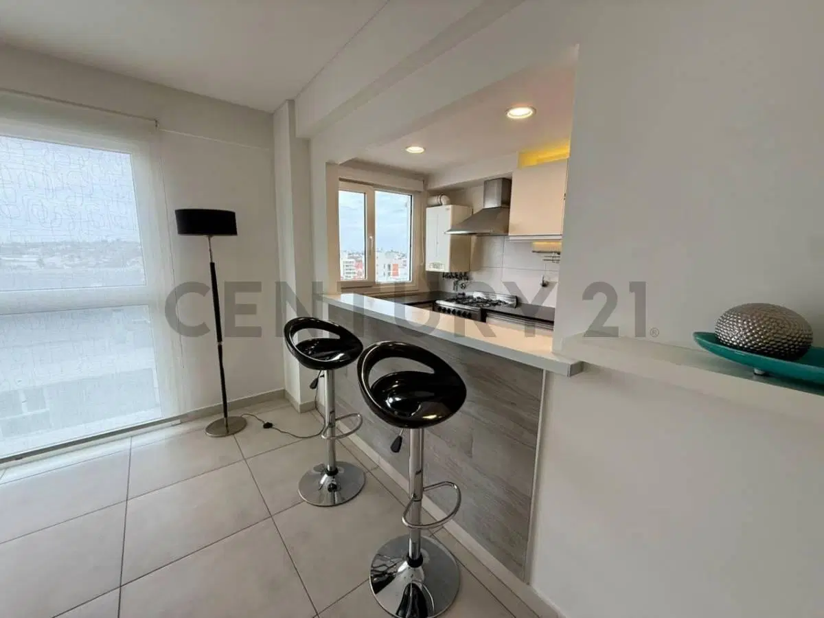 Alquiler | Departamento 2 ambientes al frente en Chauvin 3