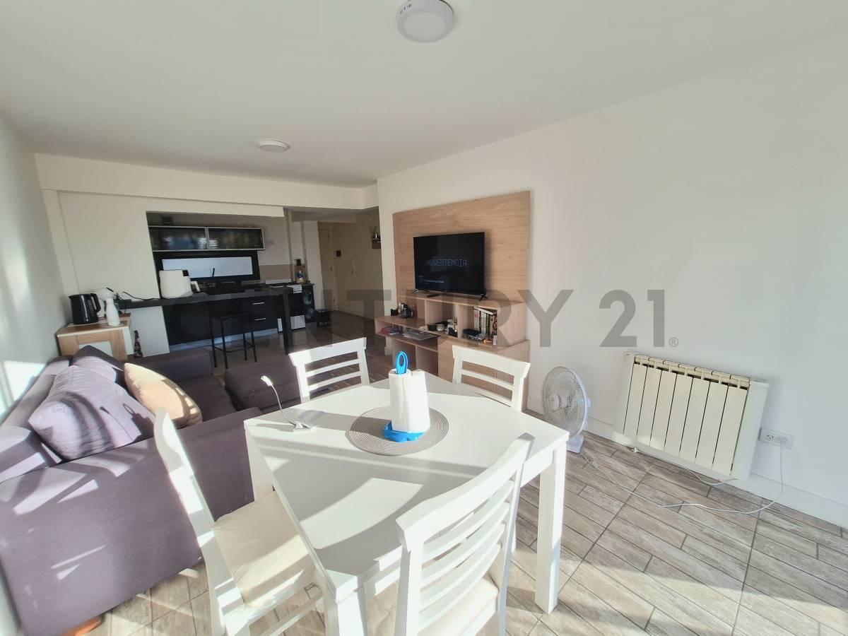 Foto de Departamento 2 ambientes con cochera en zona Plaza Mitre, Mar del Plata, imagen 2