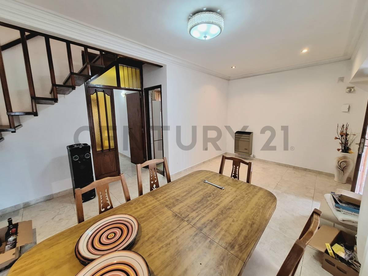 Foto de Casa 5 ambientes en zona Malvinas Argentinas, Mar del Plata, imagen 2