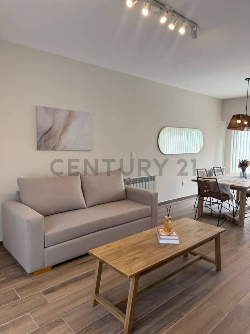 Foto de Dúplex 4 ambientes c/cochera. Zona Parque Luro, Mar del Plata, imagen 1