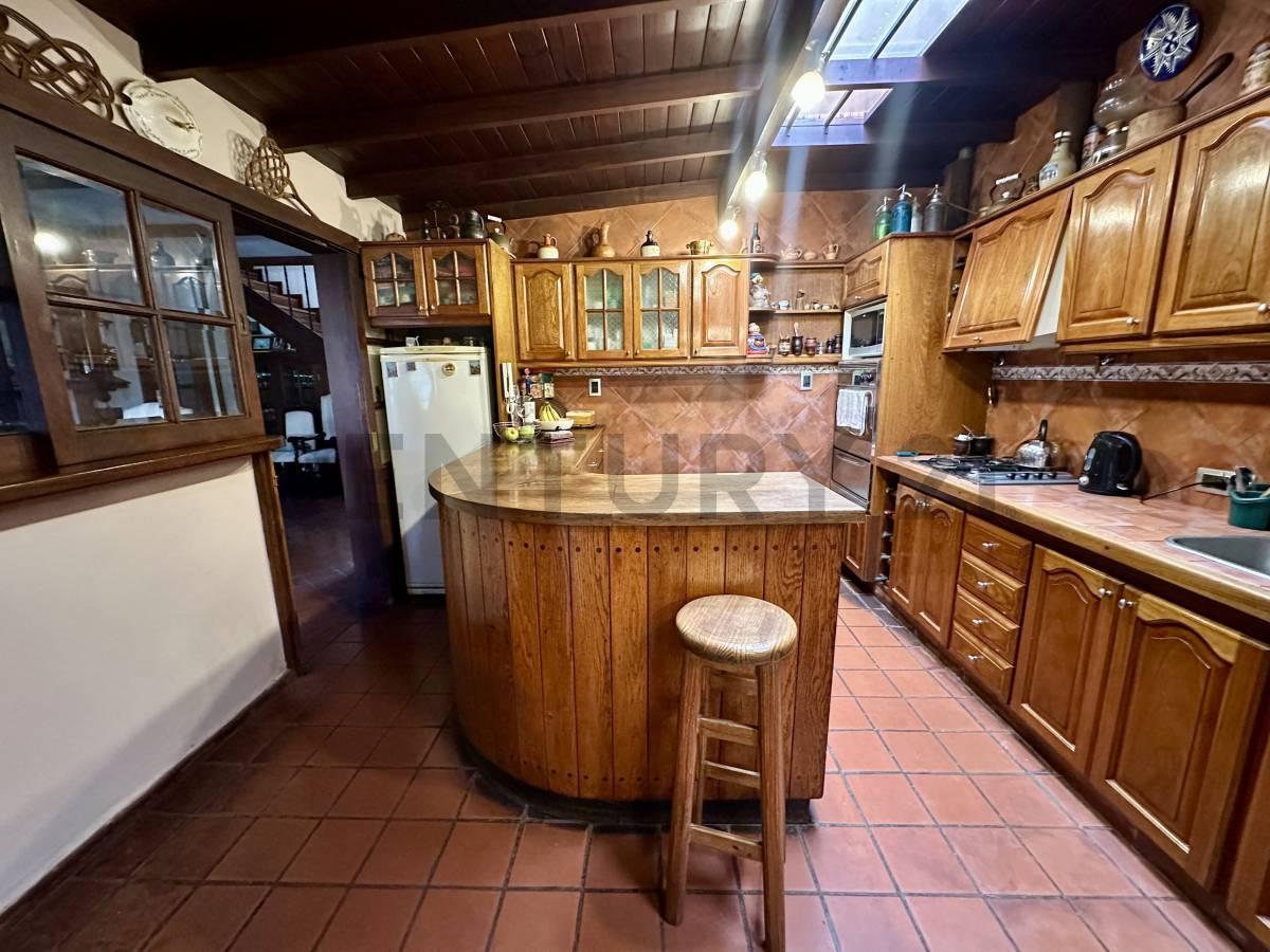 Foto de Chalet de estilo de 5 ambientes en San José, con parque. Apto crédito., imagen 5
