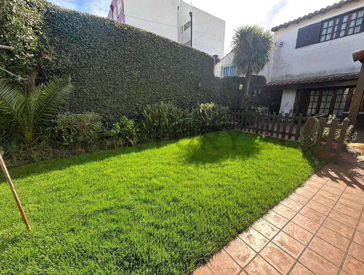 Foto de Chalet de estilo de 5 ambientes en San José, con parque. Apto crédito., imagen 1