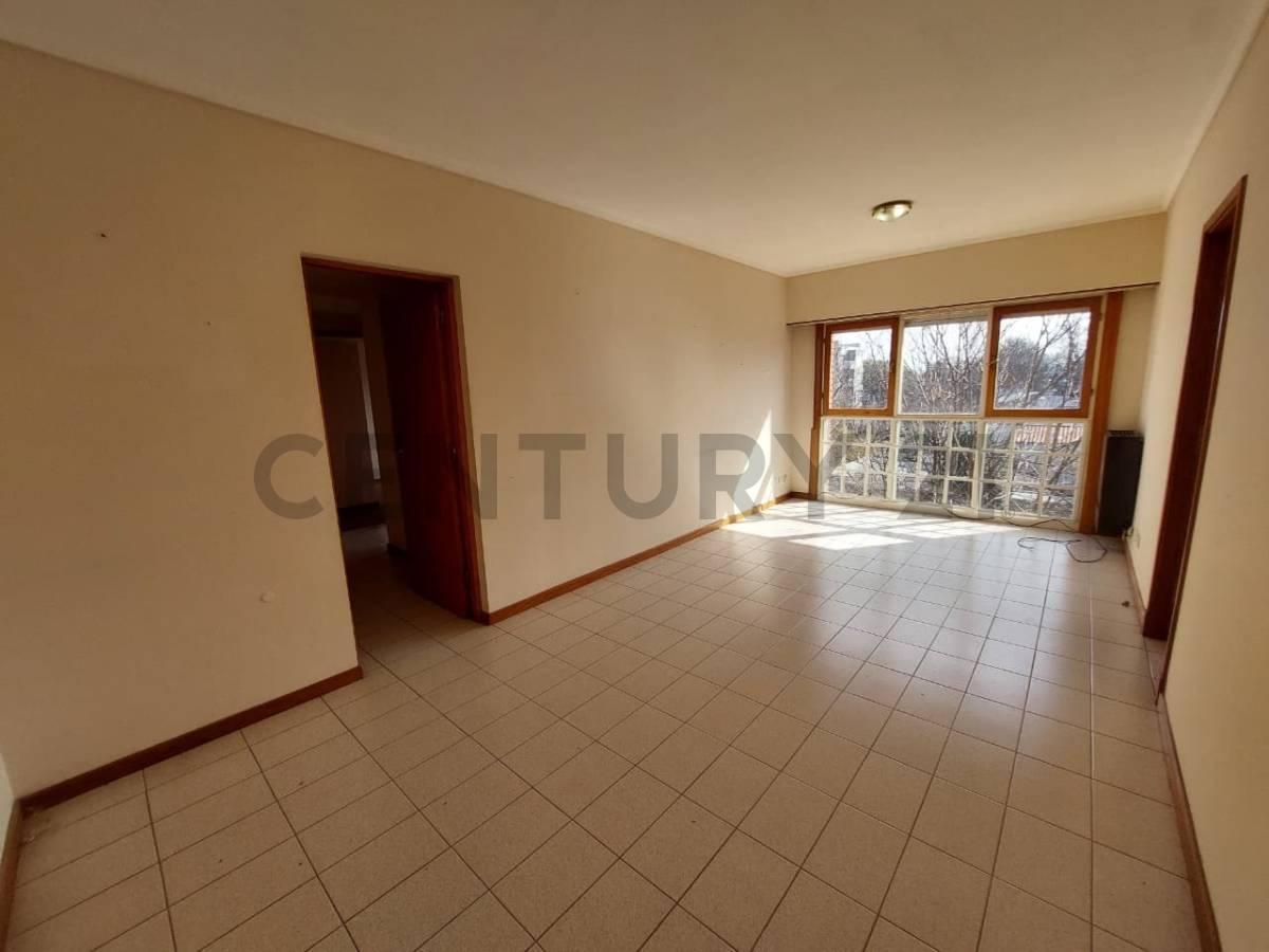 Foto de Venta departamento 3 ambientes al frente. Zona San jose, imagen 1