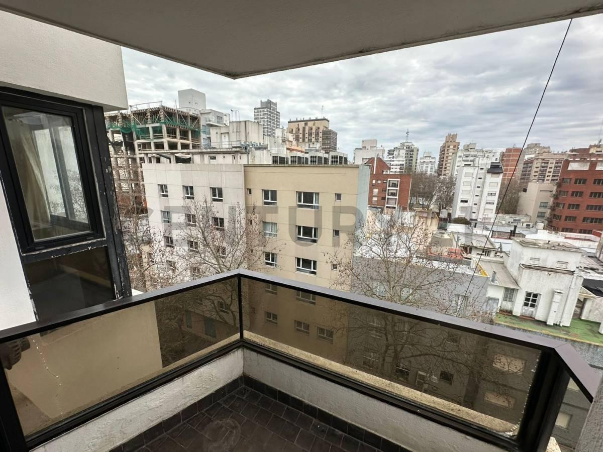 Foto de VENTA! Semipiso de 2 ambientes al frente con balcon, imagen 3