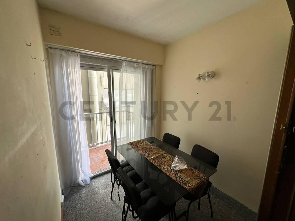 Foto de VENTA! 2 ambientes con vista parcial al mar, imagen 4