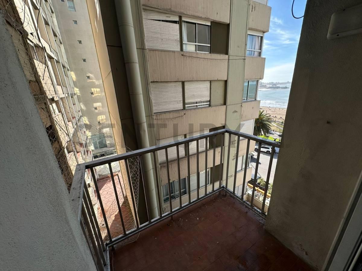 Foto de VENTA! 2 ambientes con vista parcial al mar, imagen 3