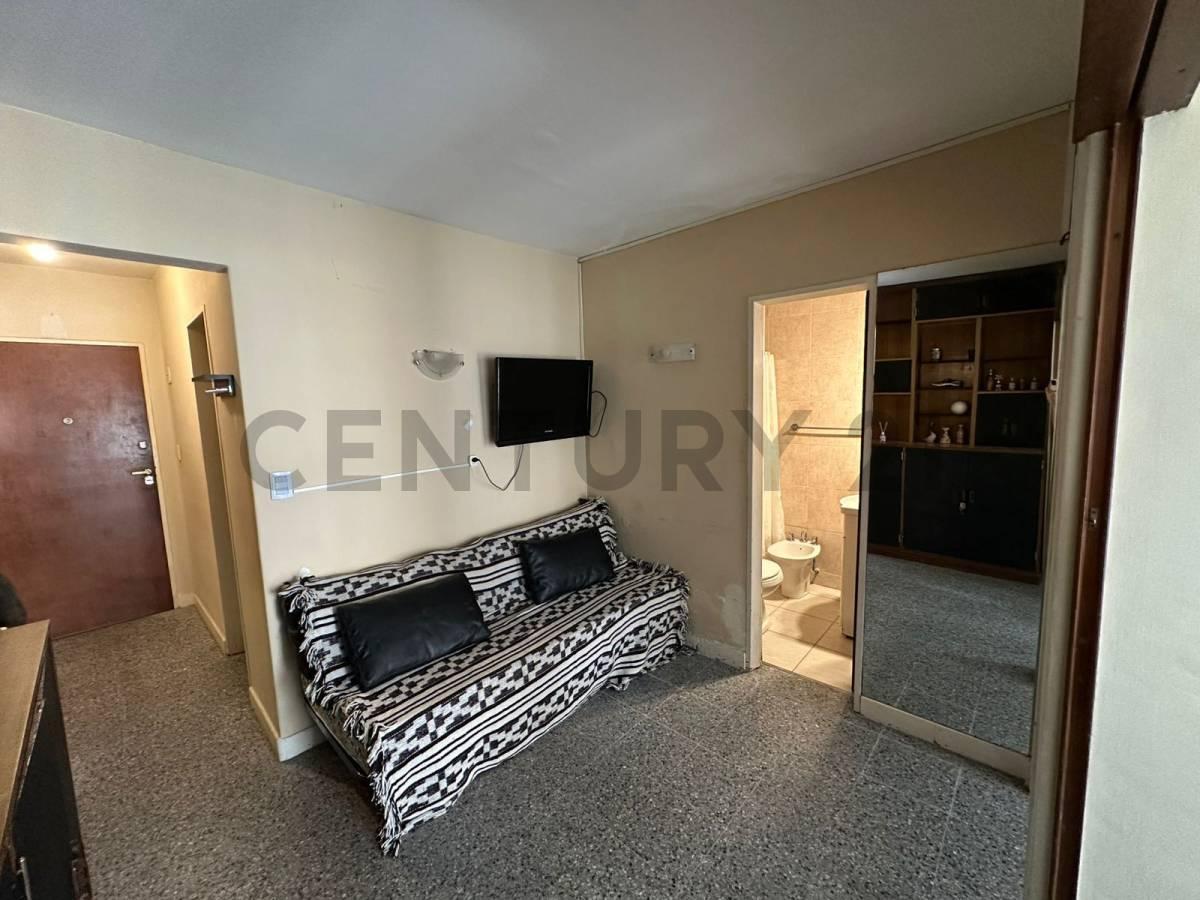 Foto de VENTA! 2 ambientes con vista parcial al mar, imagen 2
