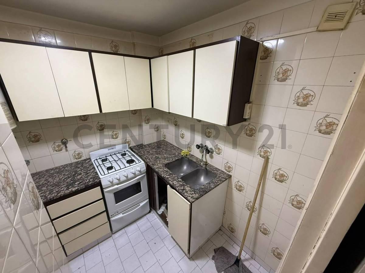 Foto de Departamento de dos ambientes al contrafrente abierto. Zona Centro, imagen 4