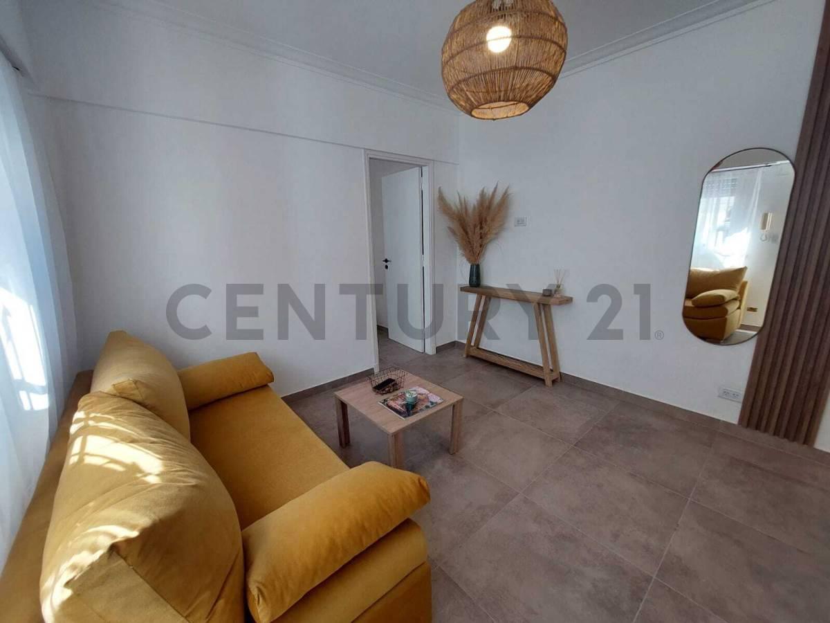 Foto de Venta PH 2 ambientes reciclado. Zona San Jose, imagen 4