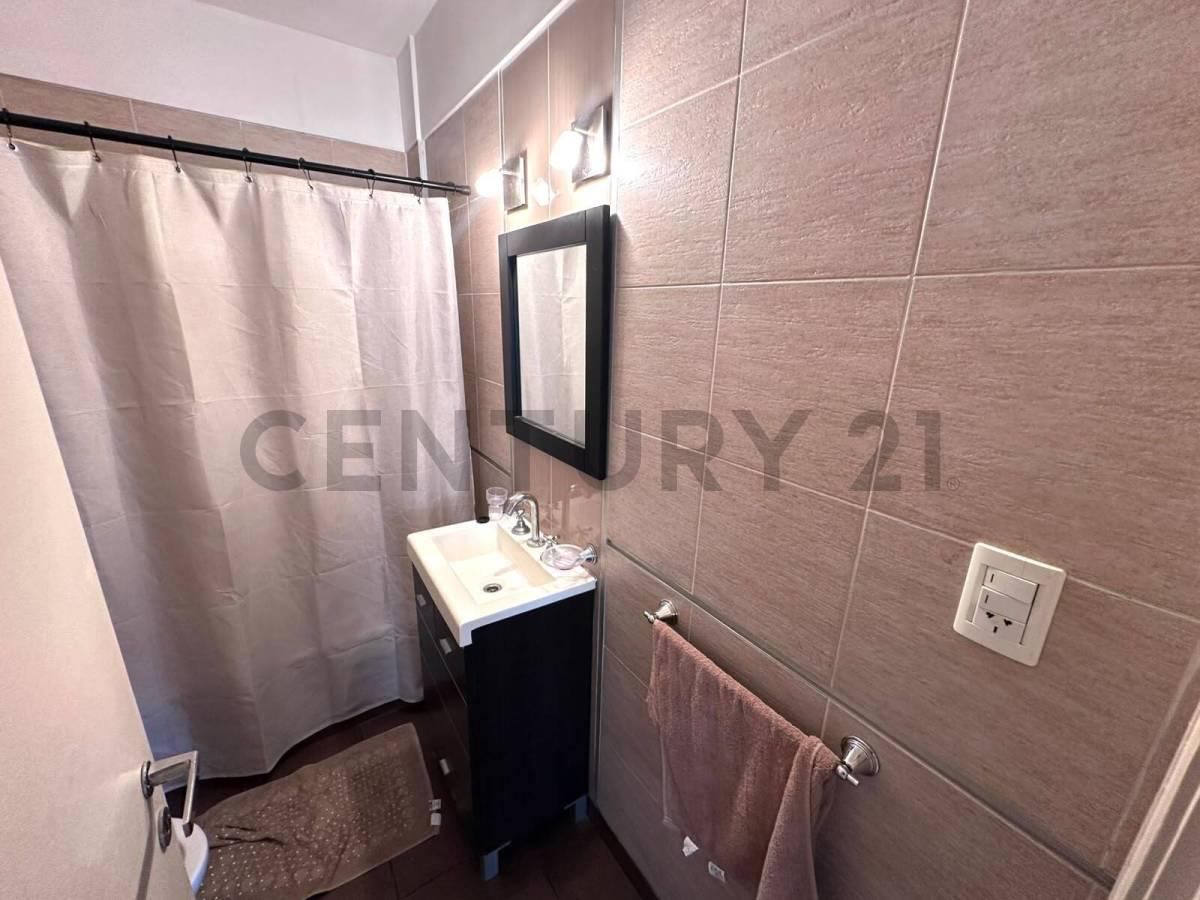 Foto de VENTA! Deprtamento 2 ambientes reciclado al frente, imagen 5