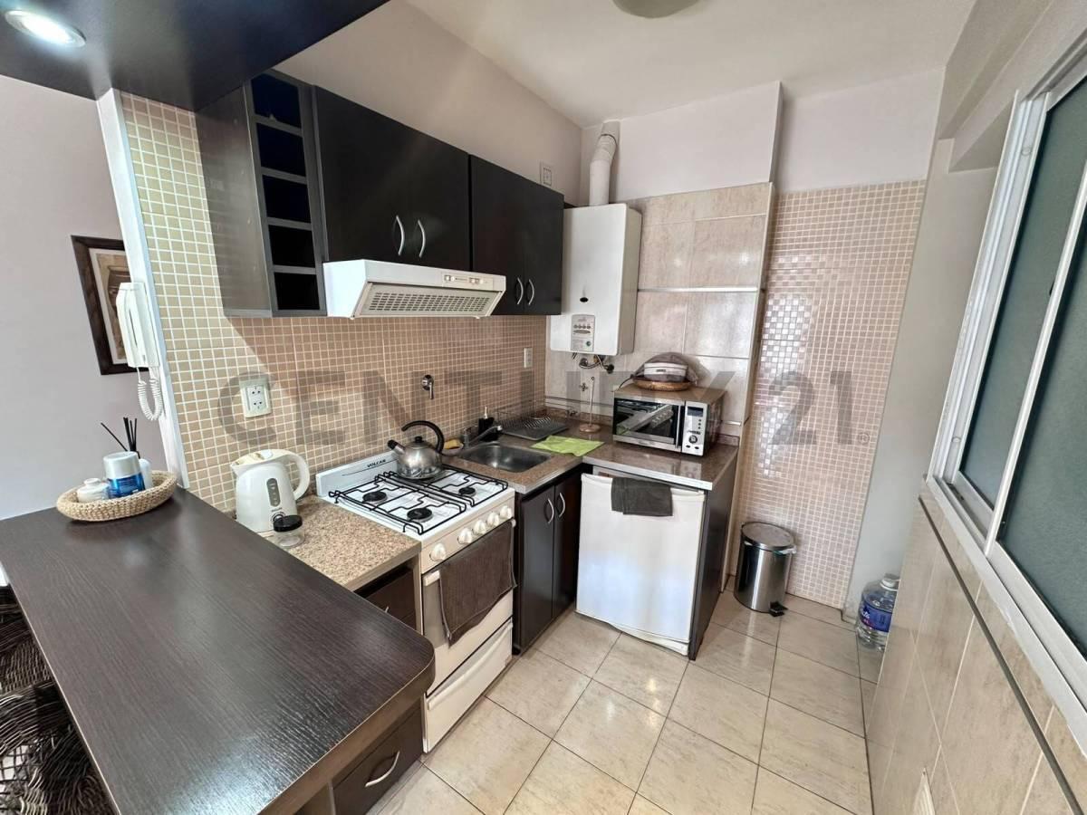 Foto de VENTA! Deprtamento 2 ambientes reciclado al frente, imagen 4