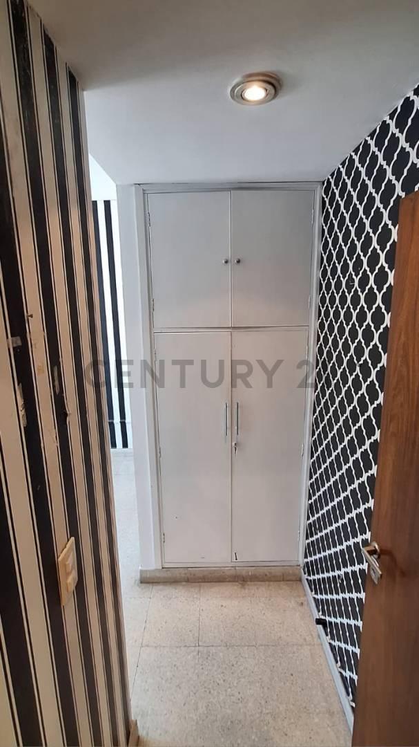 Foto de Consultorio Médico en Venta USD 23.000 | Plaza Mitre | 14 m² |, imagen 2