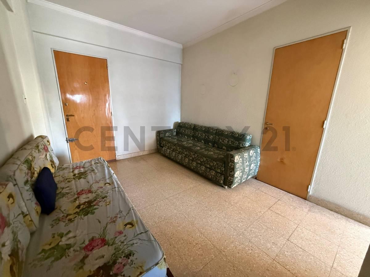 Foto de Monoambiente con balcon al frente, imagen 4