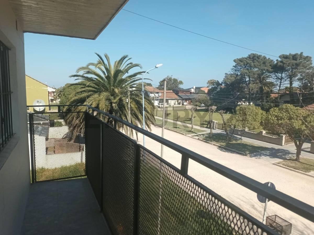 Foto de Venta en block Ph mas Local 150 mtrs de la playa, imagen 3