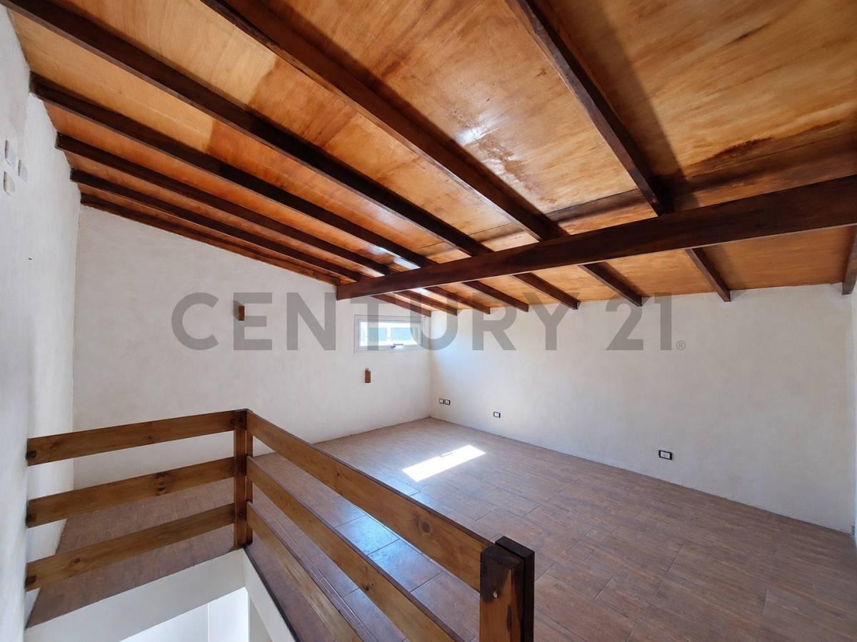 Foto de Venta PH 2 ambientes al frente en planta baja a metros del mar. Lomas, imagen 2