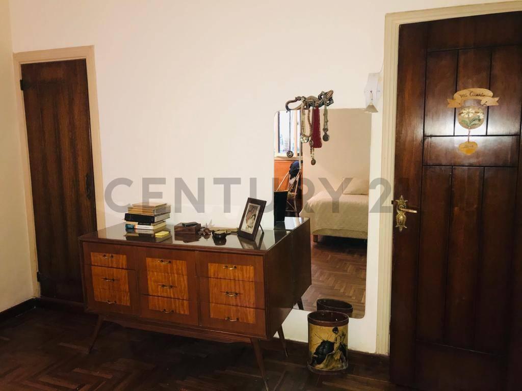 Foto de CHALET CINCO AMBIENTES BARRIO CHAUVIN ID 22532, imagen 3