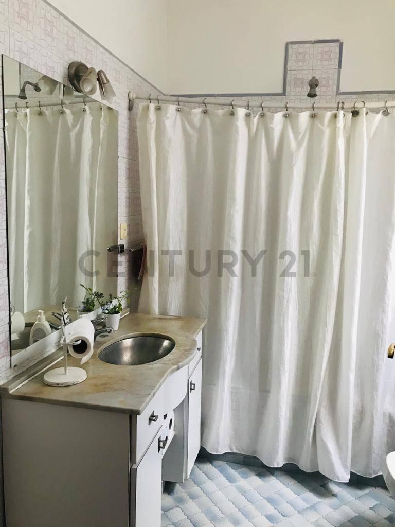 Foto de CHALET CINCO AMBIENTES BARRIO CHAUVIN ID 22532, imagen 5