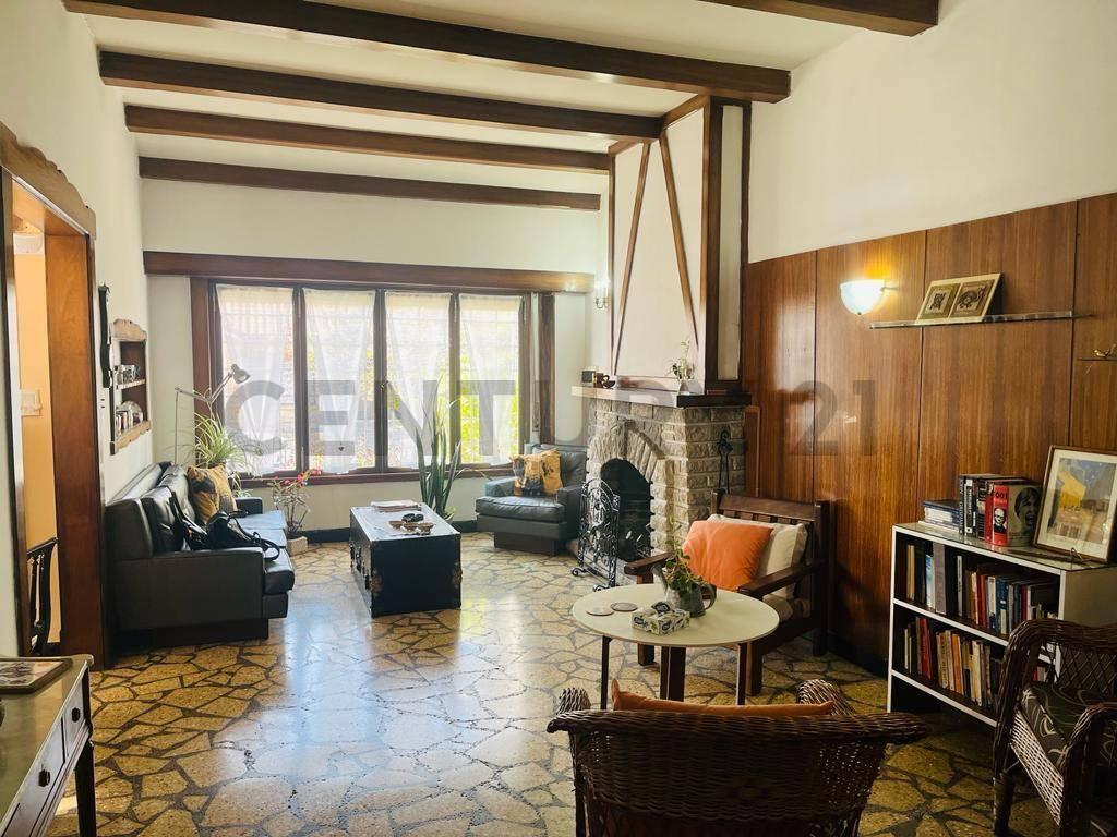 Foto de CHALET CINCO AMBIENTES BARRIO CHAUVIN ID 22532, imagen 2