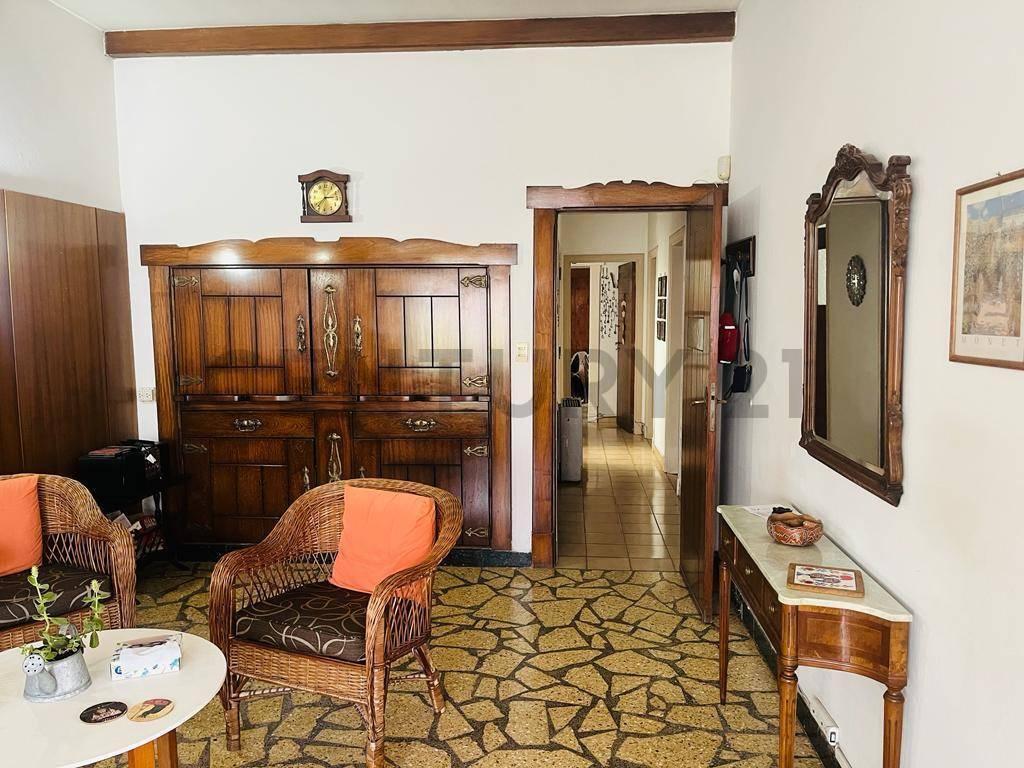 Foto de CHALET CINCO AMBIENTES BARRIO CHAUVIN ID 22532, imagen 4