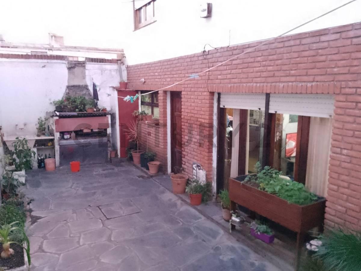 Foto de Casa de 4 ambientes con galpón en Barrio Las avenidas ID 679, imagen 1