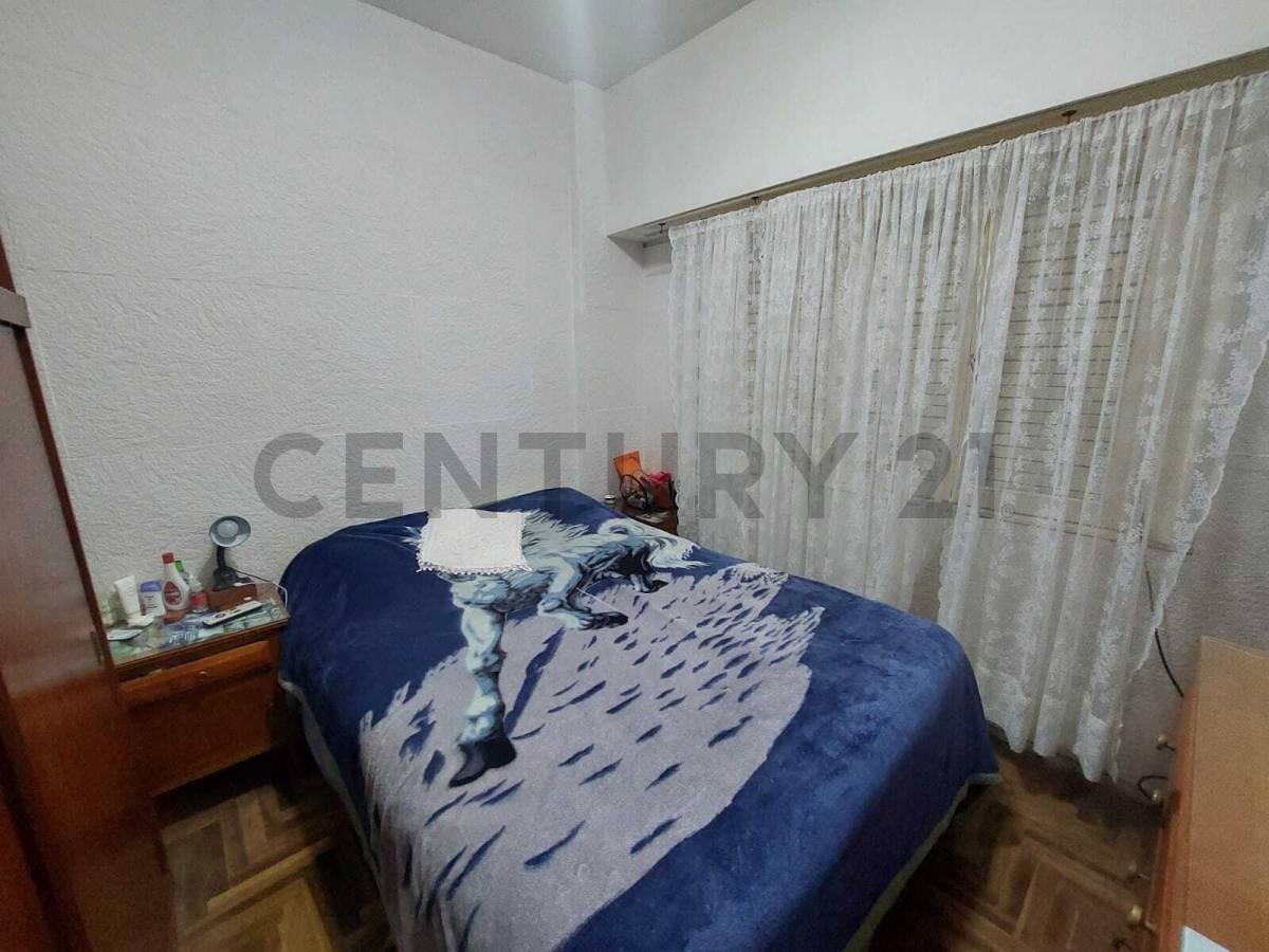 Foto de Venta departamento dos ambientes c/patio. Zona Centro, imagen 4