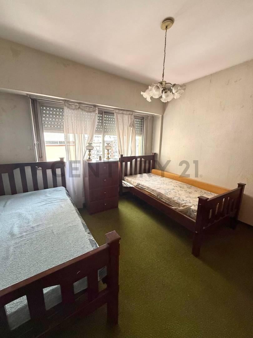 Foto de Gran piso 5 ambientes, super cómodo y luminoso, imagen 3