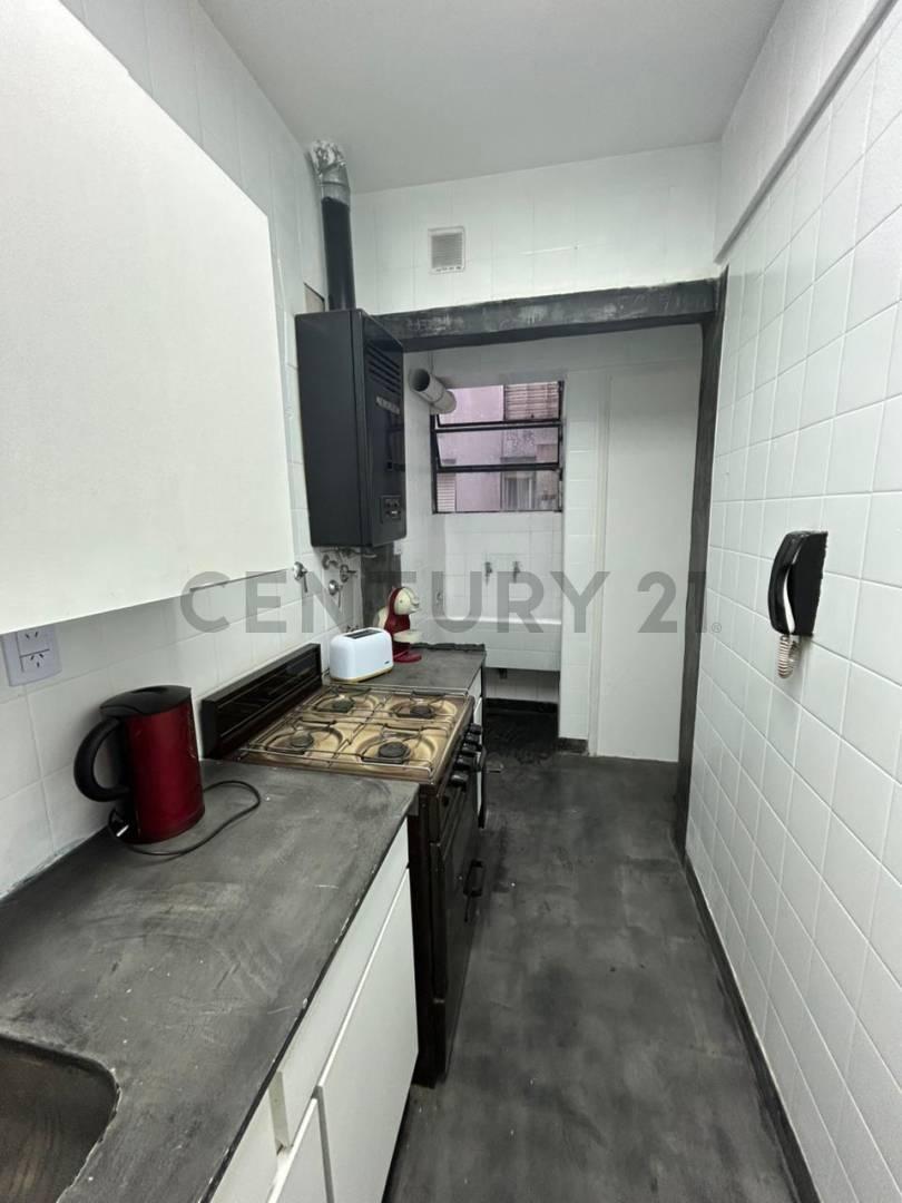 Foto de Departamento 2 ambientes al frente a estrenar frente Plaza Colón, imagen 3