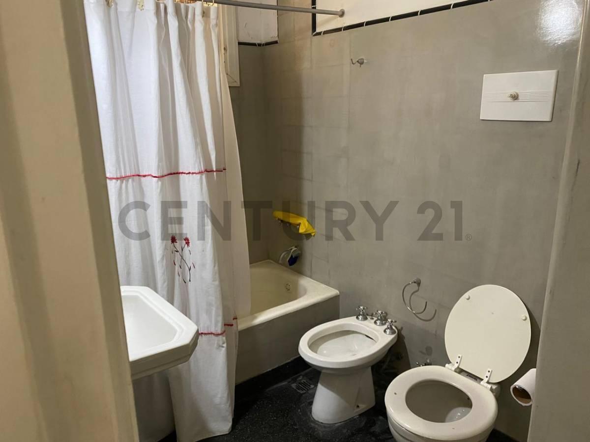 Foto de Departamento 2 ambientes en zona Plaza Colón – A 2 cuadras de la playa, imagen 4