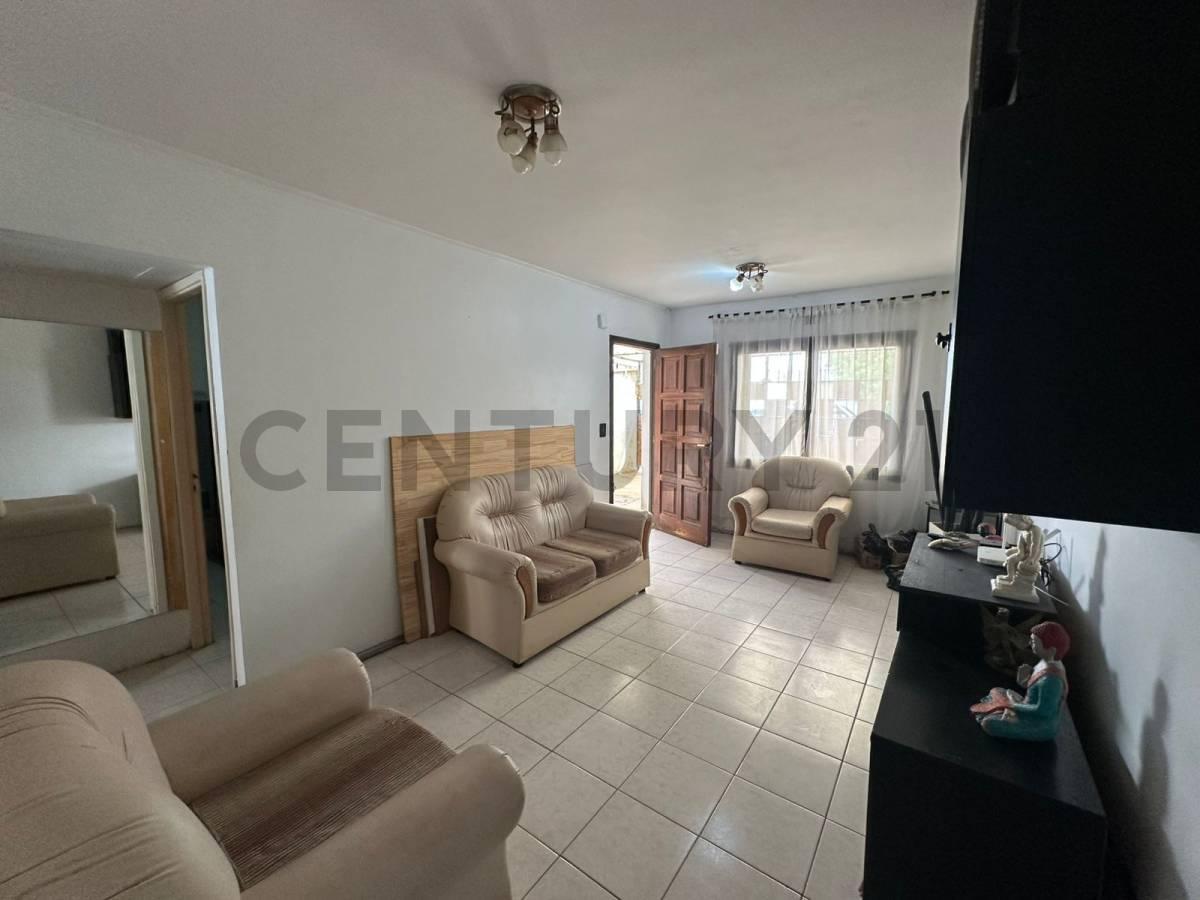 Foto de VENTA! Casa barrio etchepare, imagen 2
