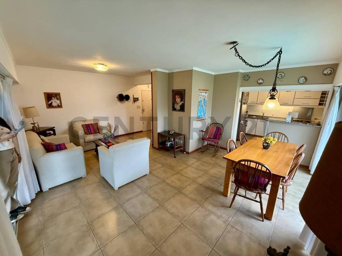 Foto de DEPARTAMENTO TIPO PENTHOUSE 4 AMBIENTES CON TERRAZA, QUINCHO Y PARRILLA, imagen 1