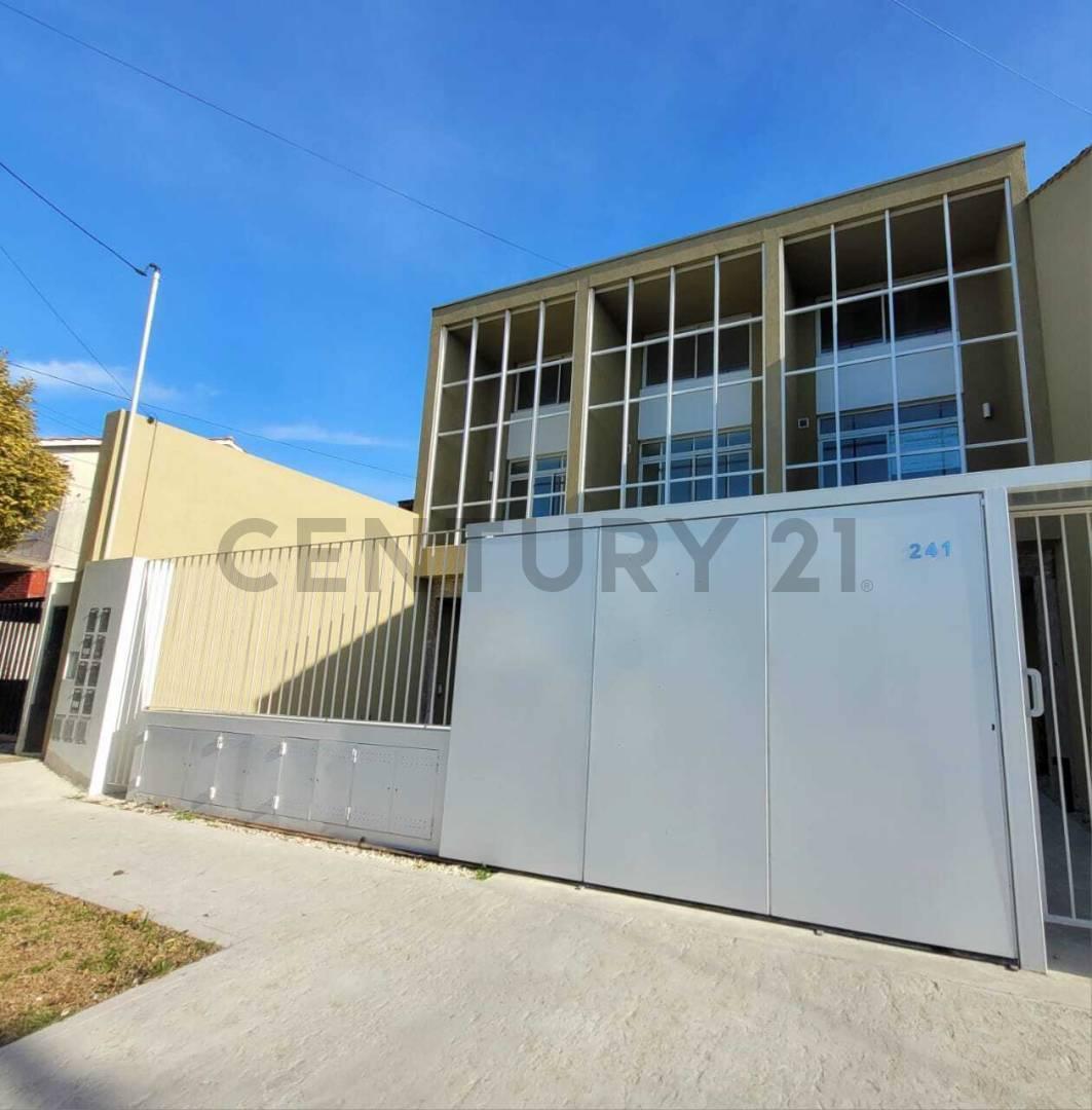 Foto de PH 2 AMBIENTES TIPO DUPLEX CONTRAFRENTE, VILLA PRIMERA, MAR DEL PLATA, imagen 1