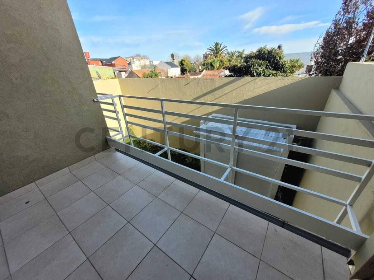 Foto de PH 2 AMBIENTES TIPO DUPLEX CONTRAFRENTE, VILLA PRIMERA, MAR DEL PLATA, imagen 4