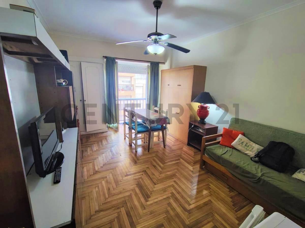 Foto de Departamento de 1 ambiente c/balcón a la calle, zona Plaza Colon, Mar, imagen 4