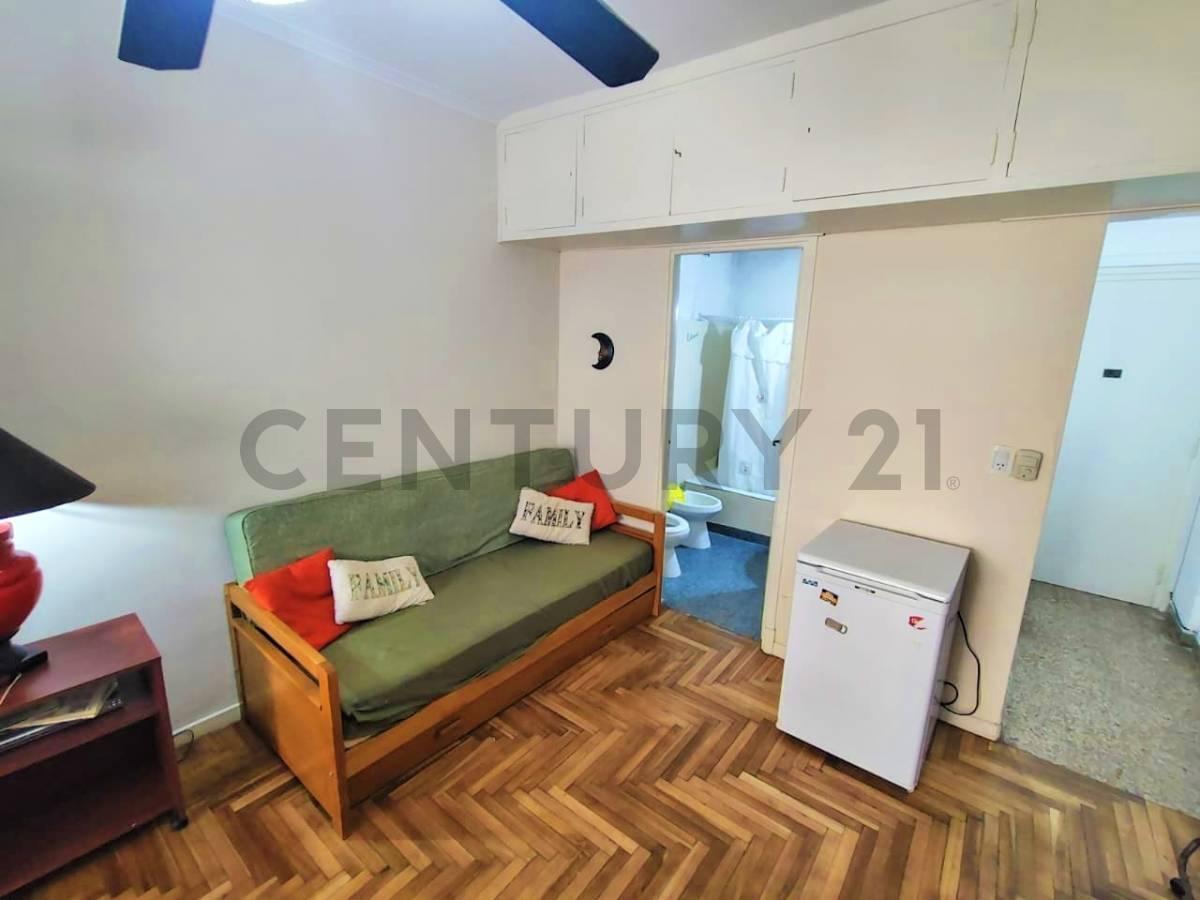 Foto de Departamento de 1 ambiente c/balcón a la calle, zona Plaza Colon, Mar, imagen 3