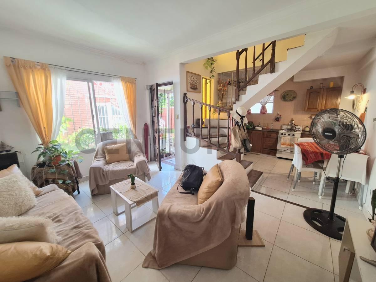 Foto de Casa en PH de 3 ambientes en zona San Carlos, imagen 2
