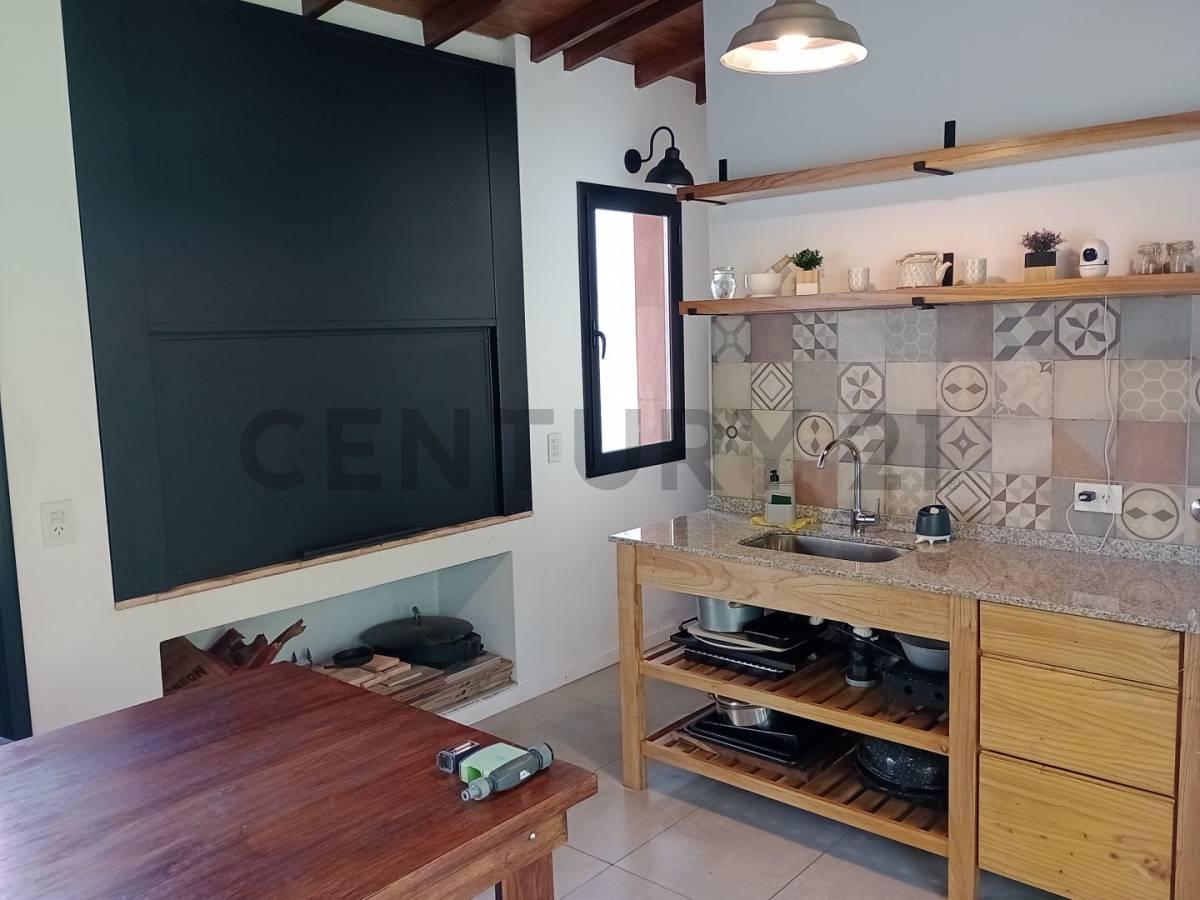 Foto de VENTA TERRENO CON CONSTRUCCIÓN DE DISEÑO, BARRIO BOSQUE ALEGRE, imagen 3