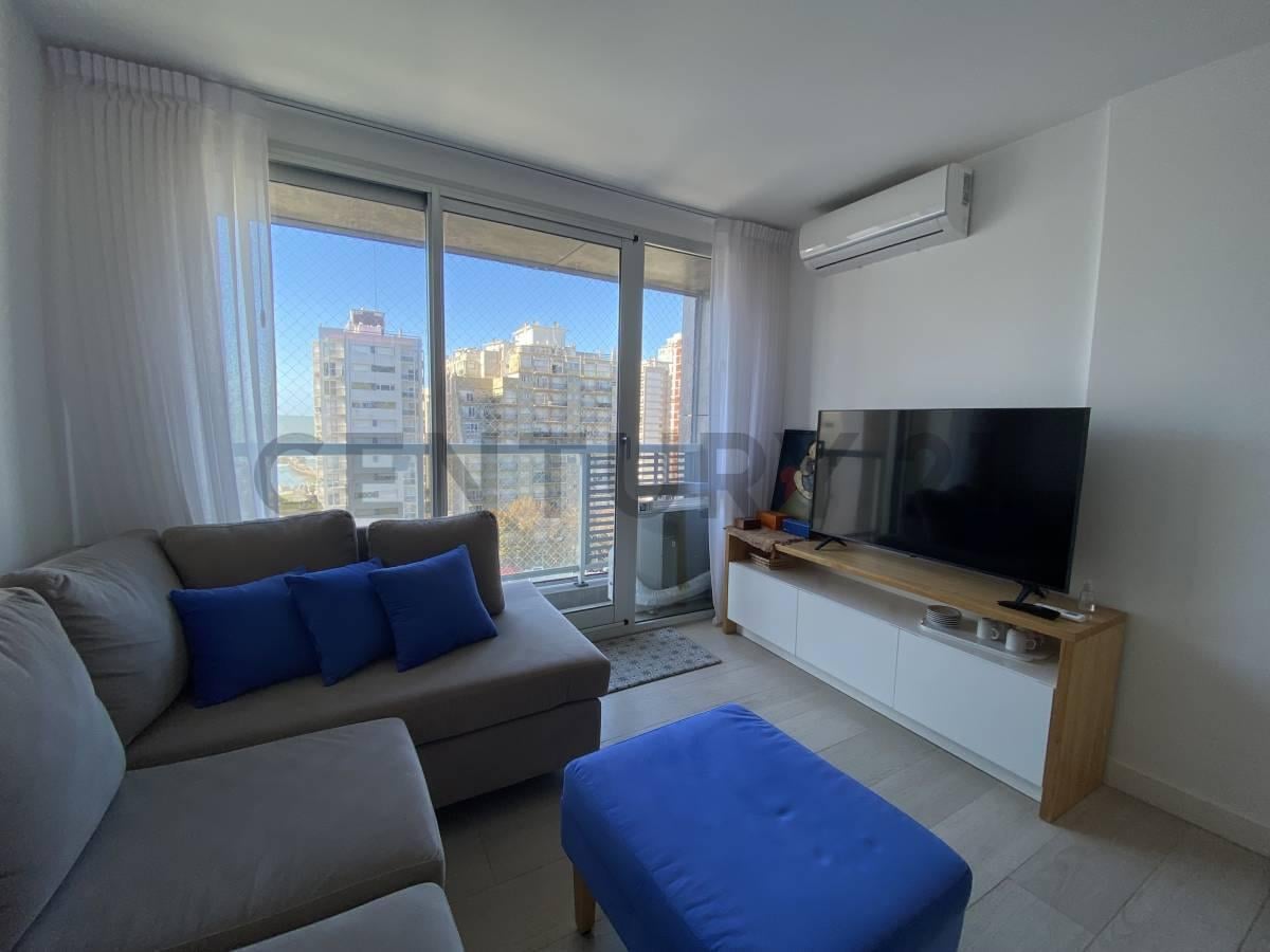 Foto de Venta hermoso departamento en edificio Royal Park, imagen 2
