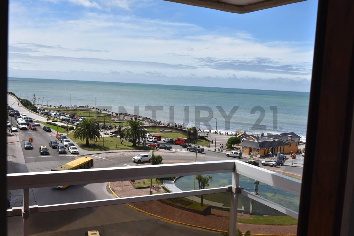 Foto de Semipiso de 4 ambientes con dependencia frente al mar zona La Perla, imagen 3