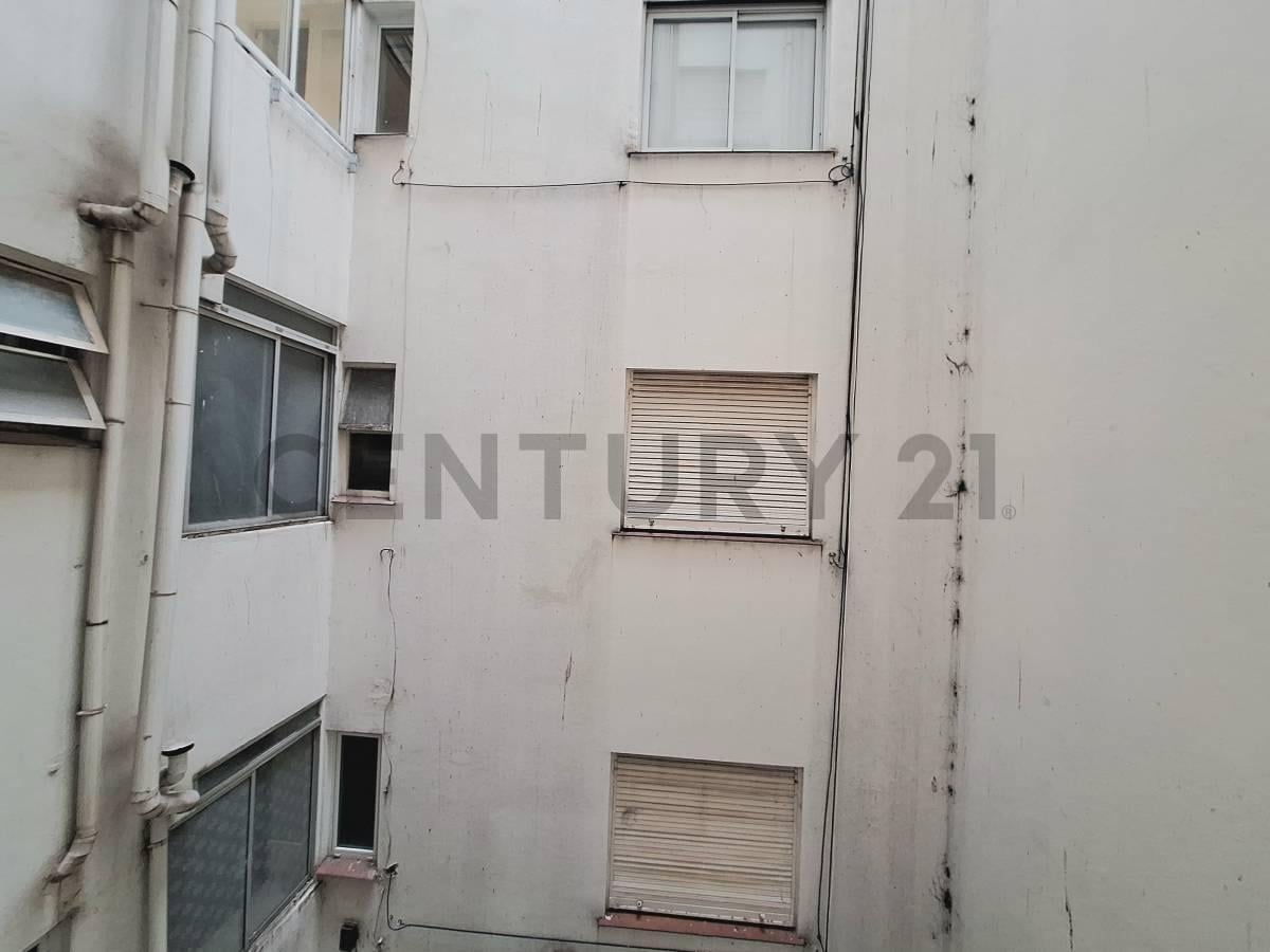 Foto de Departamento 2 ambientes reciclado en zona Güemes, imagen 2