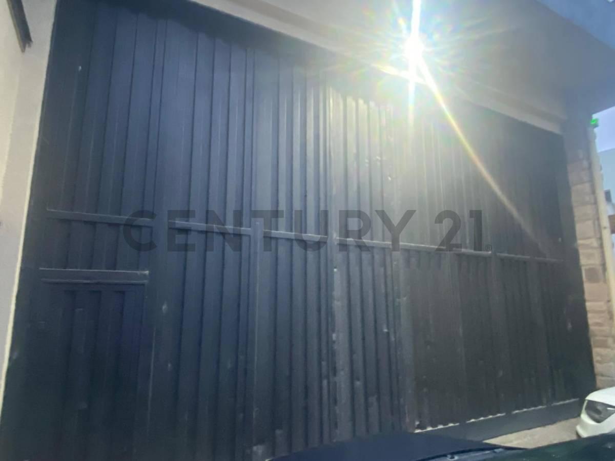 Foto de IMPORTANTE PROPIEDAD EN VENTA – LOTE AMPLIO + CONSTRUCCIÓN CON GRAN, imagen 4