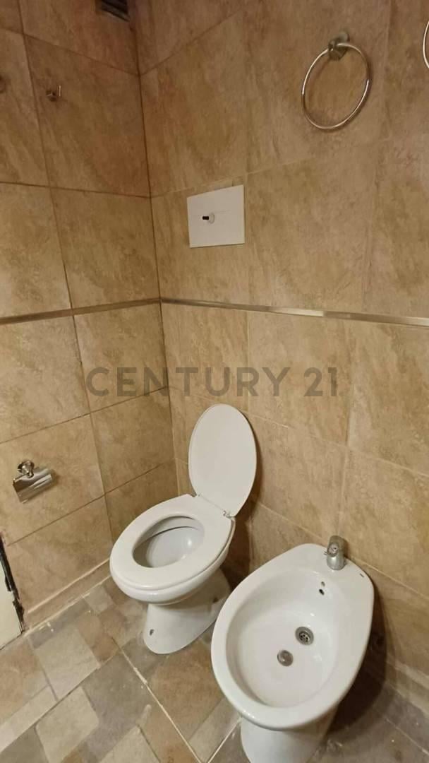 Foto de VENTA! Departamento 2 ambientes con patio, imagen 4