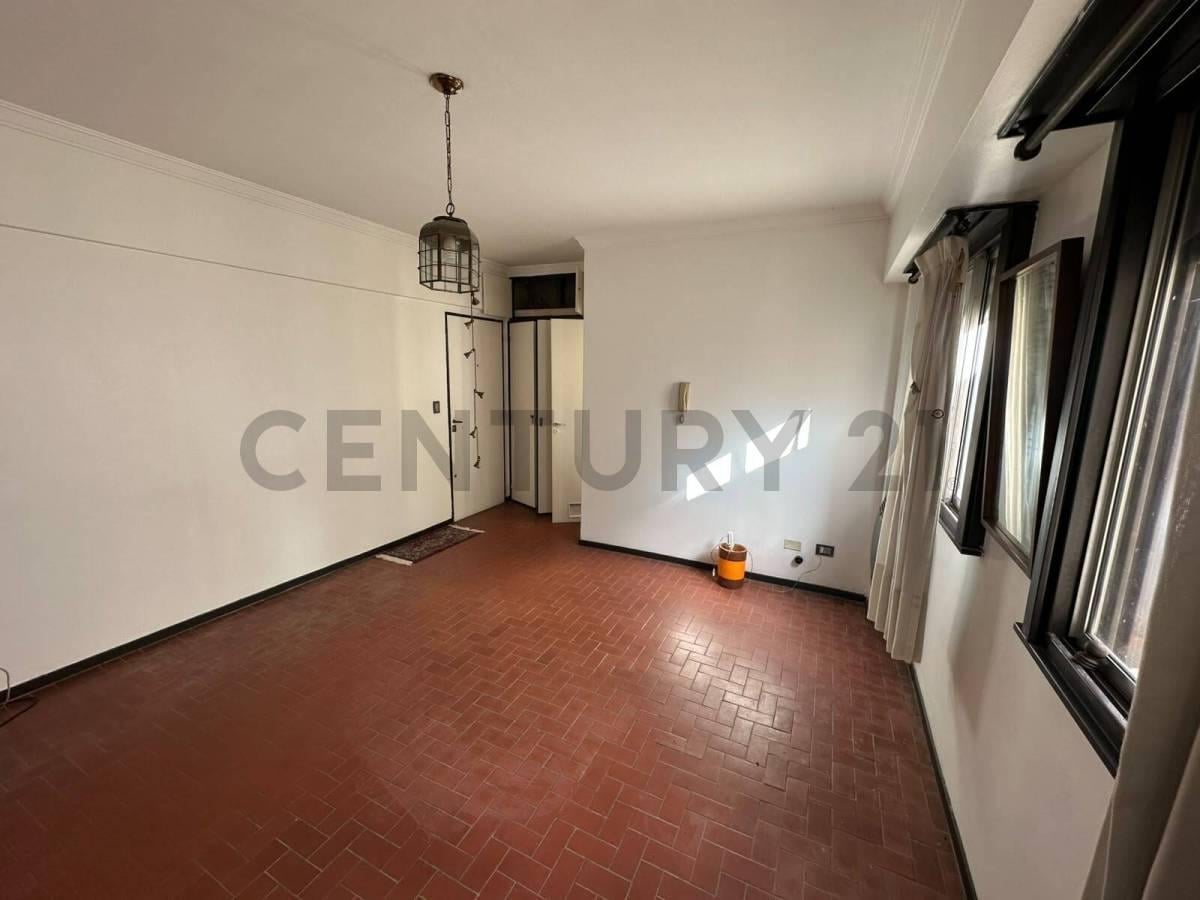 Foto de VENTA! Monoambiente lateral muy luminoso, imagen 2