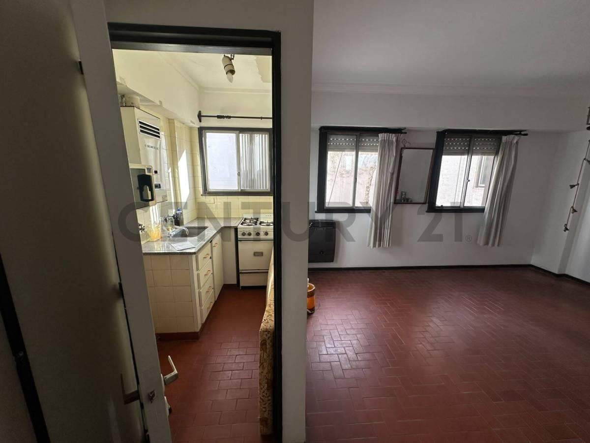 Foto de VENTA! Monoambiente lateral muy luminoso, imagen 5
