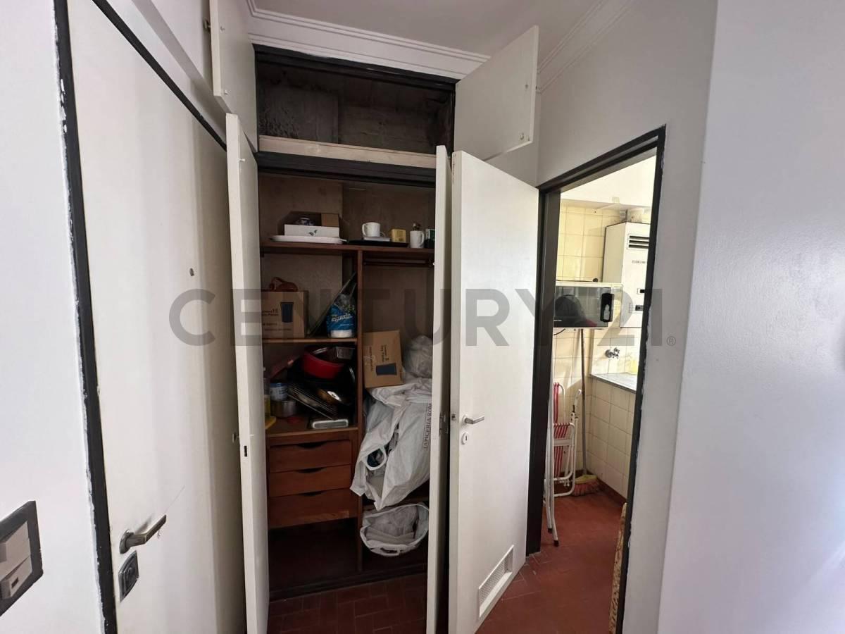 Foto de VENTA! Monoambiente lateral muy luminoso, imagen 3